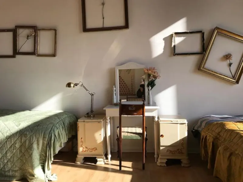 Billede 91 af Eventyrligt og rummeligt hus med havudsigt