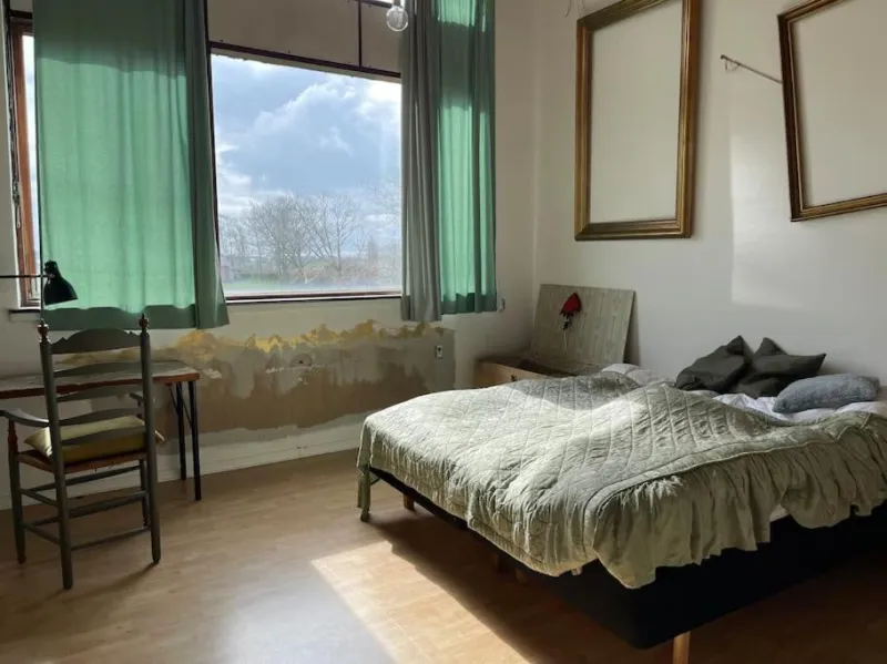 Billede 92 af Eventyrligt og rummeligt hus med havudsigt