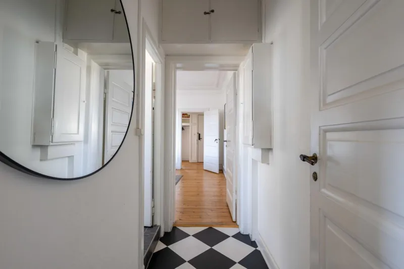 Spacious 3 Bedroom Apartment in Peaceful Area