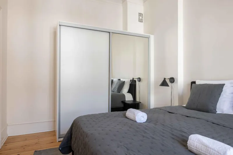 Billede 33 af Lovely 3BR Manor Flat 5 min from Tivoli Gardens
