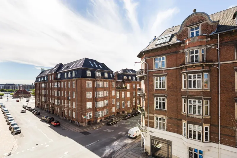 Billede 37 af Lovely 3BR Manor Flat 5 min from Tivoli Gardens