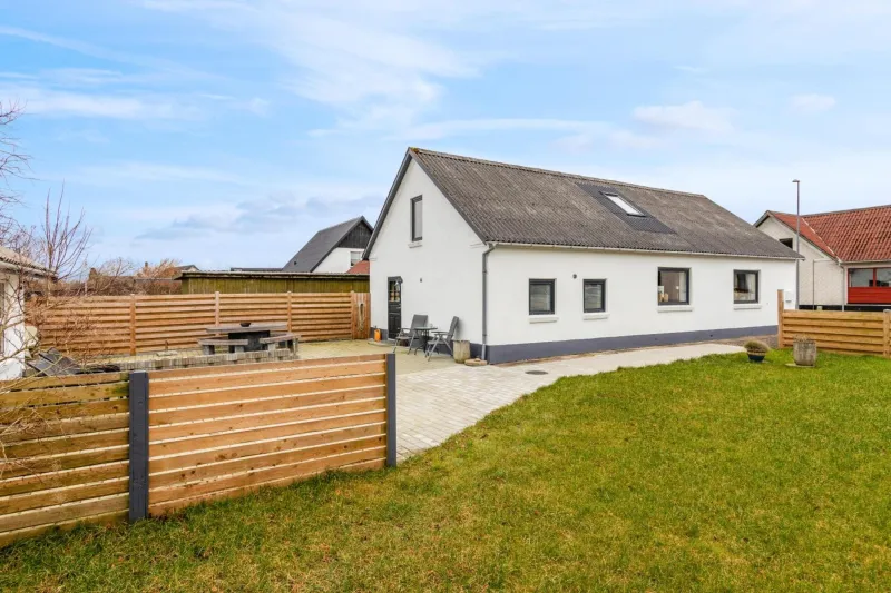 Billede 32 af Large And Newly Renovated Holiday Home In Cozy Ingstrup