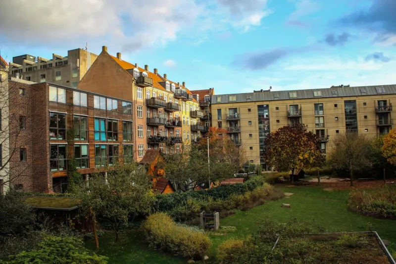 Centrally Located 4 Room Apartment