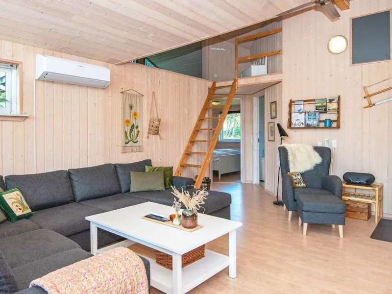 Billede 2 af Palatial Holiday Home in Skjern near Sea
