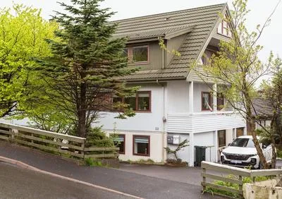 Billede 2 af Central Apartment In Tórshavn | Private Parking