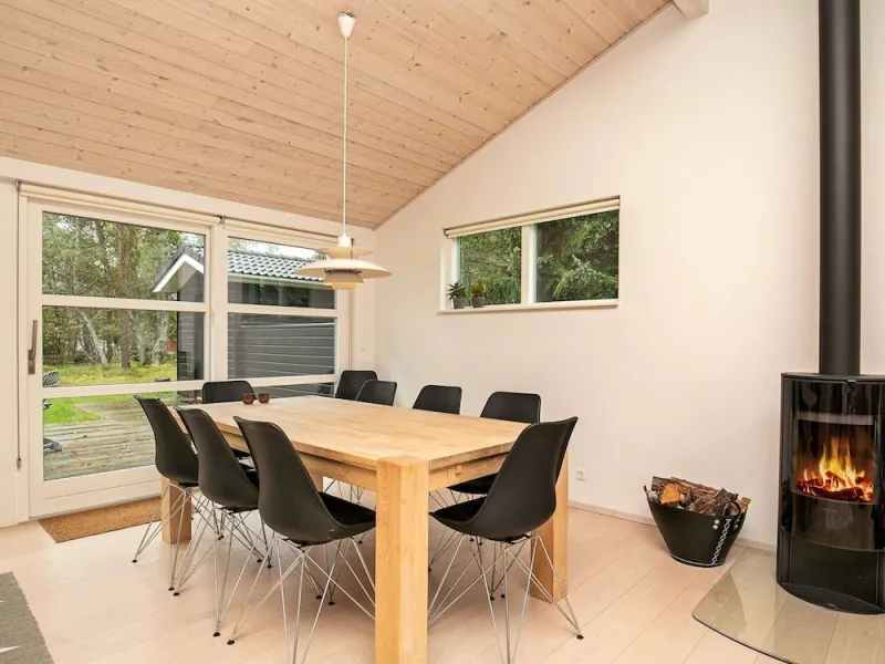 Billede 9 af 6 Person Holiday Home in Albaek