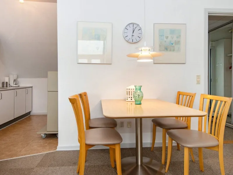 Billede 4 af 4 Person Holiday Home in Hejls