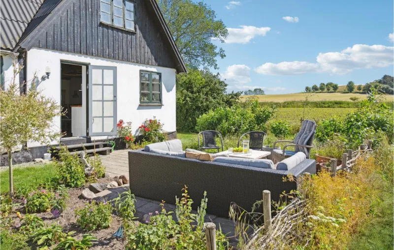 Billede 8 af Beautiful Home In Lundby With Wifi