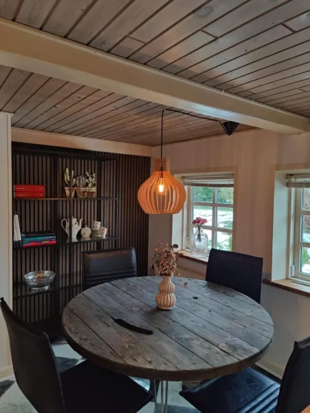 Billede 21 af Charmerende stråtag strå hus (med Vildmarksbad)