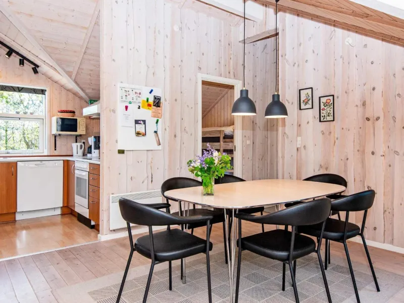 Billede 2 af 6 person holiday home in Hemmet-By Traum