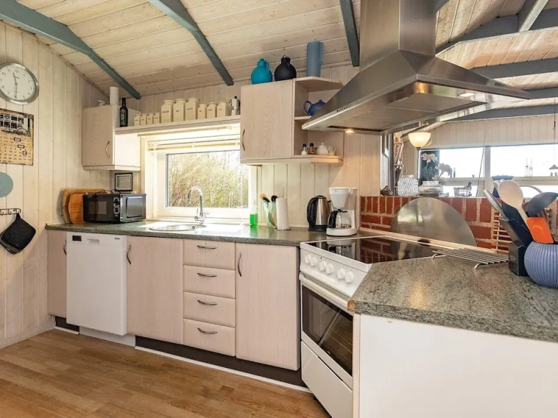 Billede 23 af 7 Person Holiday Home in Oster Assels