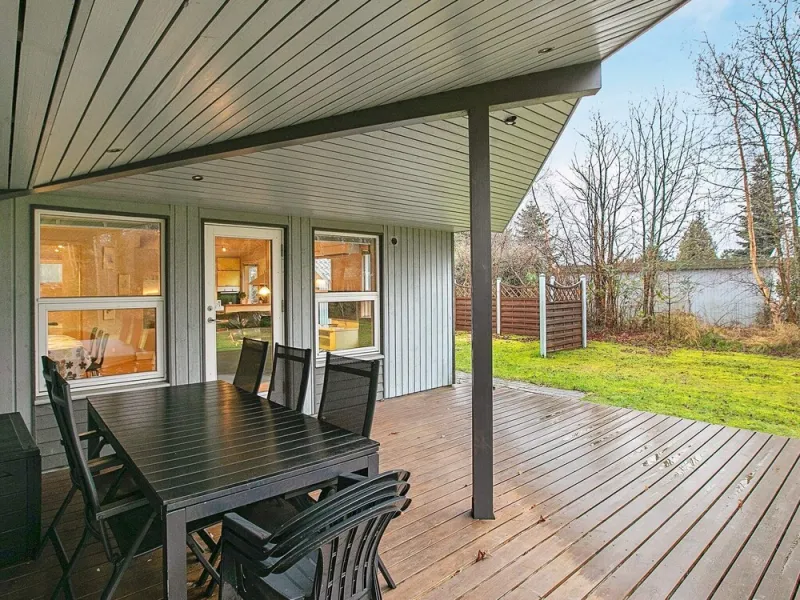Billede 9 af Modern Holiday Home With Whirlpool in Væggerløse