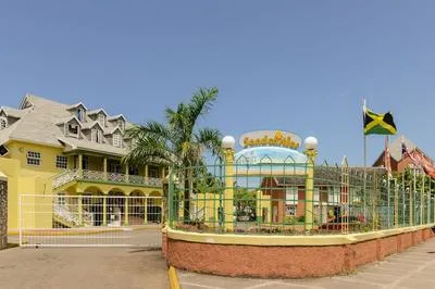 Billede 2 af SandCastles Deluxe Beach Resort