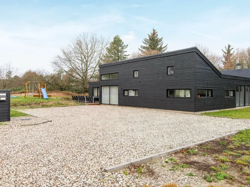 Billede 32 af Modern Holiday Home in Glesborg With Swimming Pool