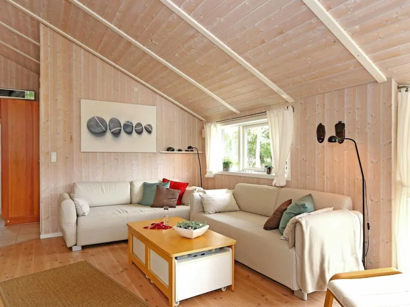 Billede 5 af Lavish Holiday Home in Lolland With Whirlpool