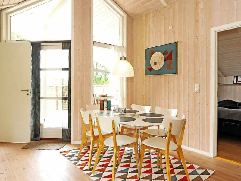 Billede 12 af Lavish Holiday Home in Lolland With Whirlpool