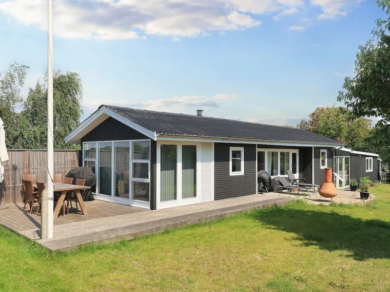 Billede 4 af 4 Person Holiday Home in Karrebaeksminde