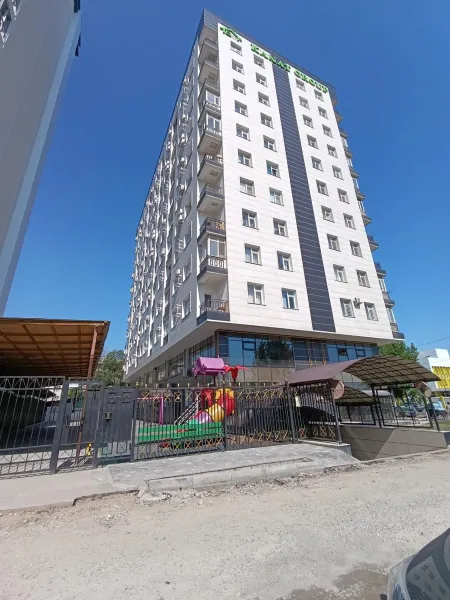 AURA on Zhibek Zholu 372