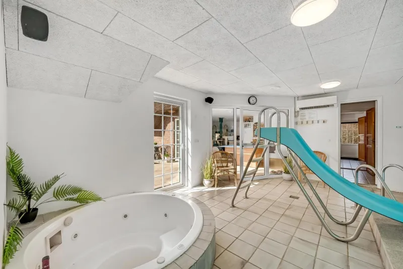 Billede 12 af 14-Person Pool House With Plenty Of Activity Options - 1031