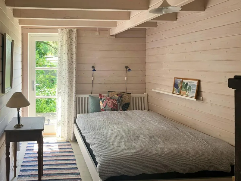 Billede 6 af Nature-Rich Summer House With Wild Garden