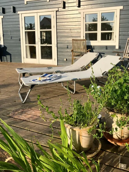 Billede 27 af Nature-Rich Summer House With Wild Garden