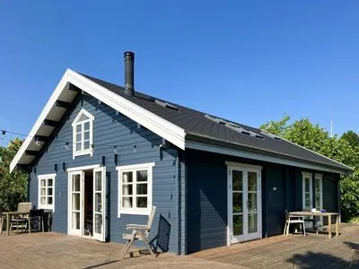Billede 38 af Nature-Rich Summer House With Wild Garden