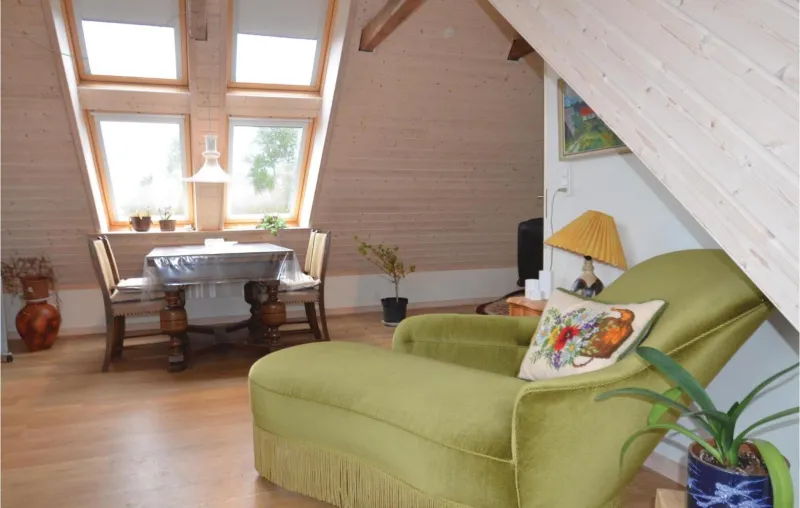 Billede 2 af Cozy Apartment In Roslev With Wifi