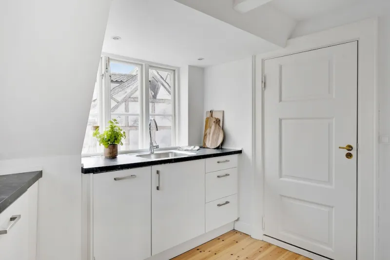 Billede 31 af Sanders Penny - Chic 3-bdr Apt in City Center