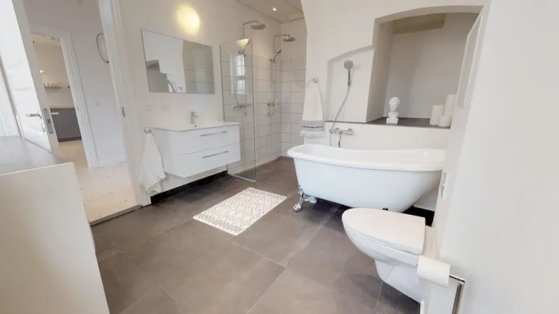 Billede 8 af Large and Bright Apartment in Centre
