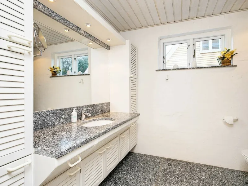 Billede 8 af Gorgeous Holiday Home in Syddanmark Near Sea