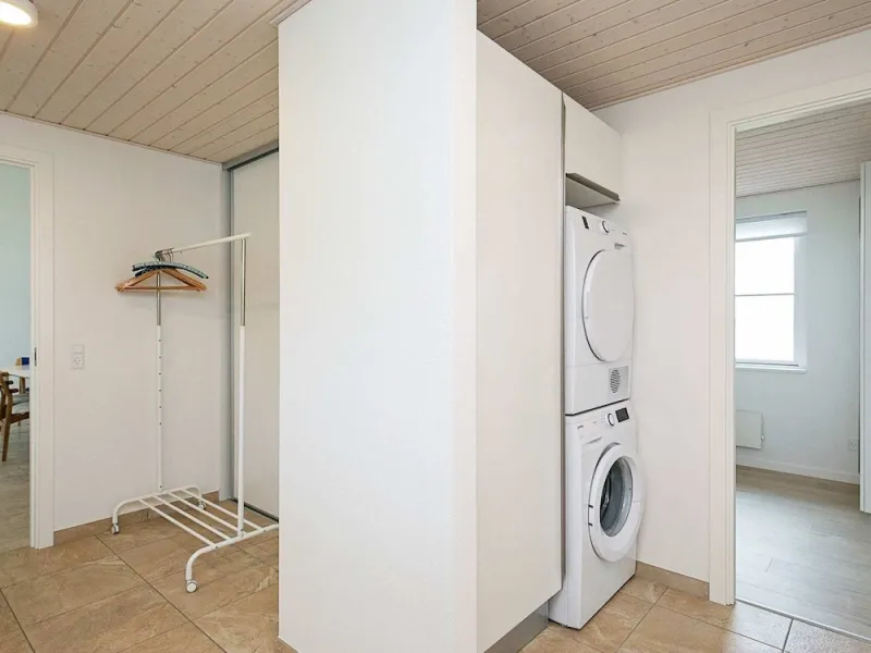 Billede 8 af 5 Person Holiday Home in Farso