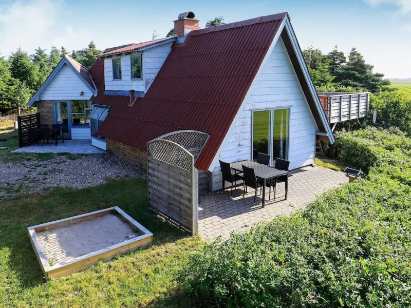 Billede 23 af Lovely Holiday Home in Lemvig with Hot Tub
