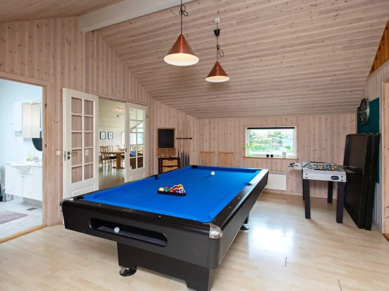 Billede 8 af 12 Person Holiday Home in Vaeggerlose