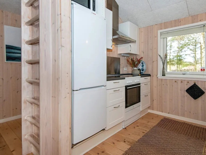 Billede 4 af Spacious Holiday Home in Jutland With Whirlpool