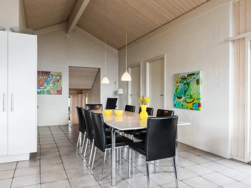 Billede 2 af 8 Person Holiday Home on a Holiday Park in Hvide Sande
