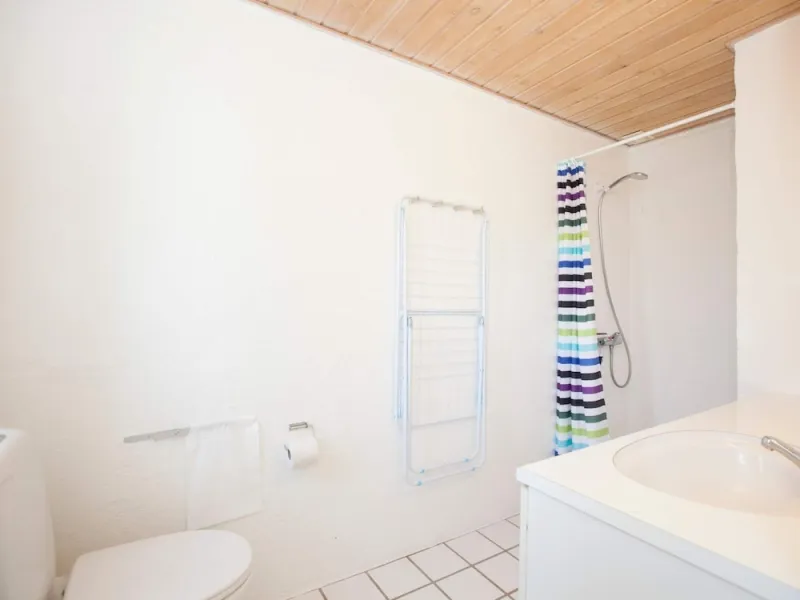 Billede 2 af 8 Person Holiday Home on a Holiday Park in Blavand