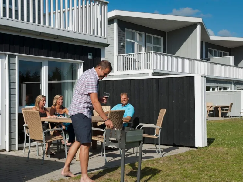Billede 8 af 8 Person Holiday Home on a Holiday Park in Lokken