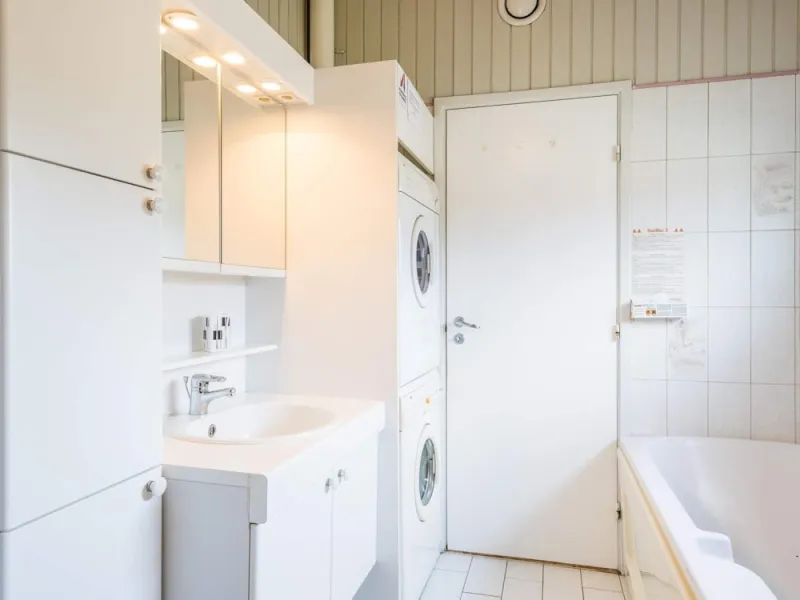 Billede 16 af 6 Person Holiday Home in Henne