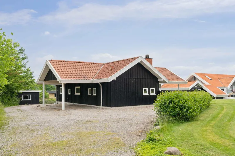 Lovely Summer House With Sea View