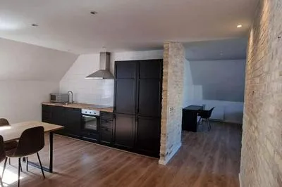 Billede 9 af Newly renovated, great location