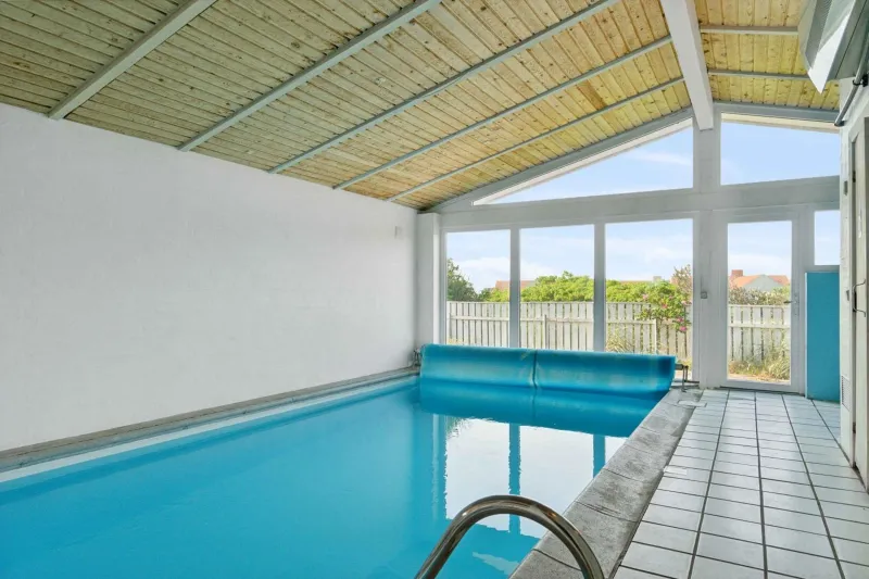 Billede 18 af Pool House Close To The Coast