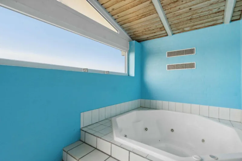 Billede 22 af Pool House Close To The Coast