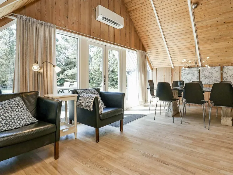 Billede 9 af 8 Person Holiday Home in Blavand