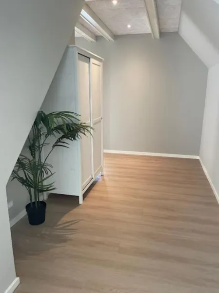 Billede 4 af 3-bedroom city center w private parking