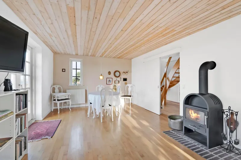 Billede 2 af Awesome Home In Ebeltoft With 2 Bedrooms And Internet