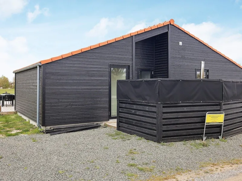 8 Person Holiday Home in Vaeggerlose