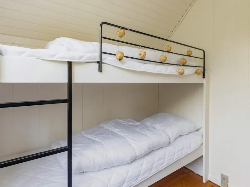 Billede 8 af 4 Person Holiday Home in Karrebaeksminde