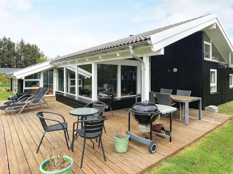 10 Person Holiday Home in Hjorring-by Traum