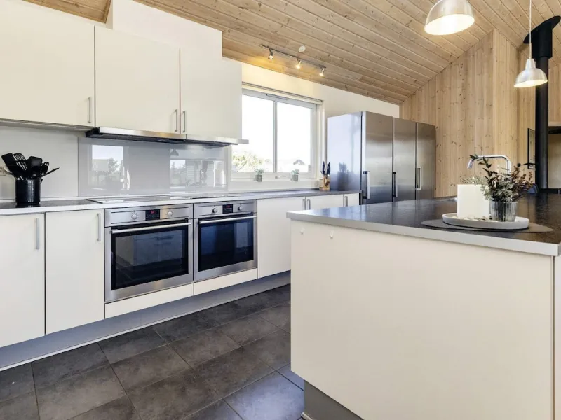 Billede 8 af 20 Person Holiday Home in Lokken