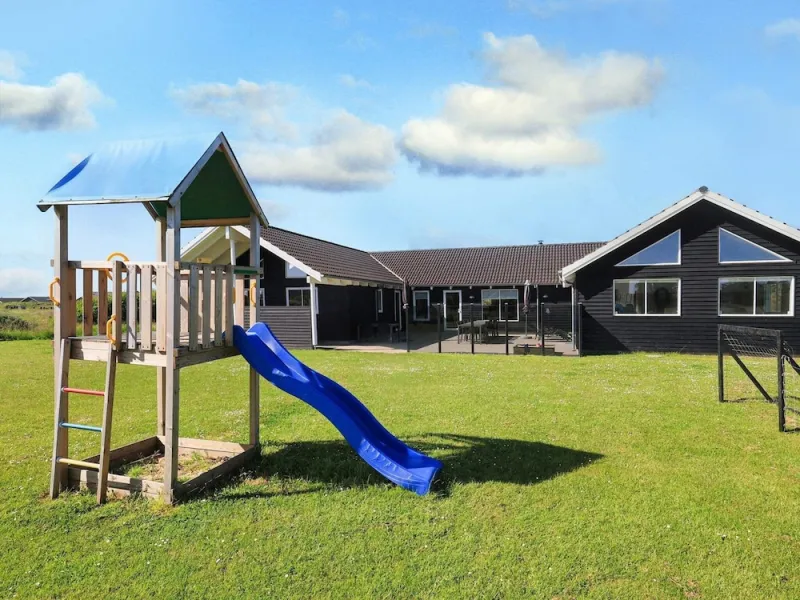 Billede 35 af 20 Person Holiday Home in Lokken
